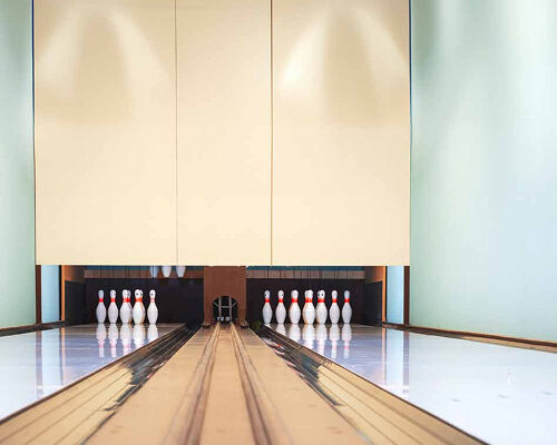 MINI BOWLING ALLEY