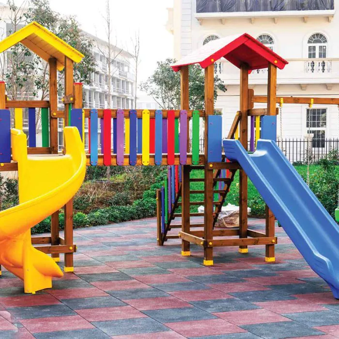 Kid's Play Area & Garden